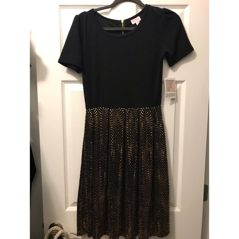 M Lularoe Elegant Amelia